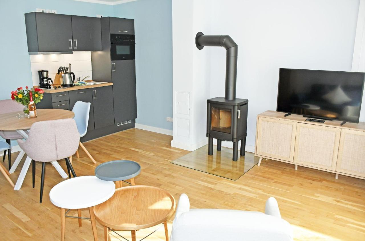 Schoene Ferienwohnungen Mit Kamin Im Ostseebad Sellin Εξωτερικό φωτογραφία