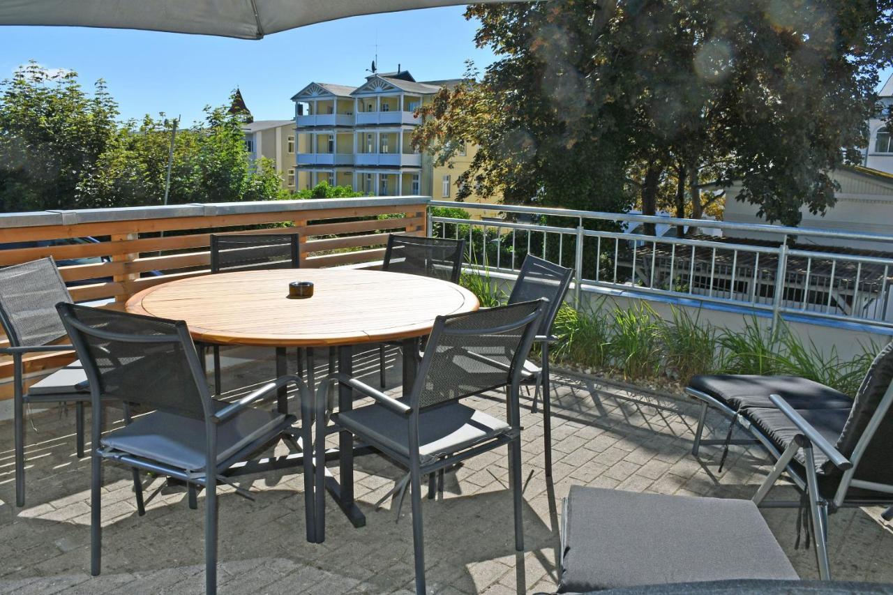 Schoene Ferienwohnungen Mit Kamin Im Ostseebad Sellin Εξωτερικό φωτογραφία