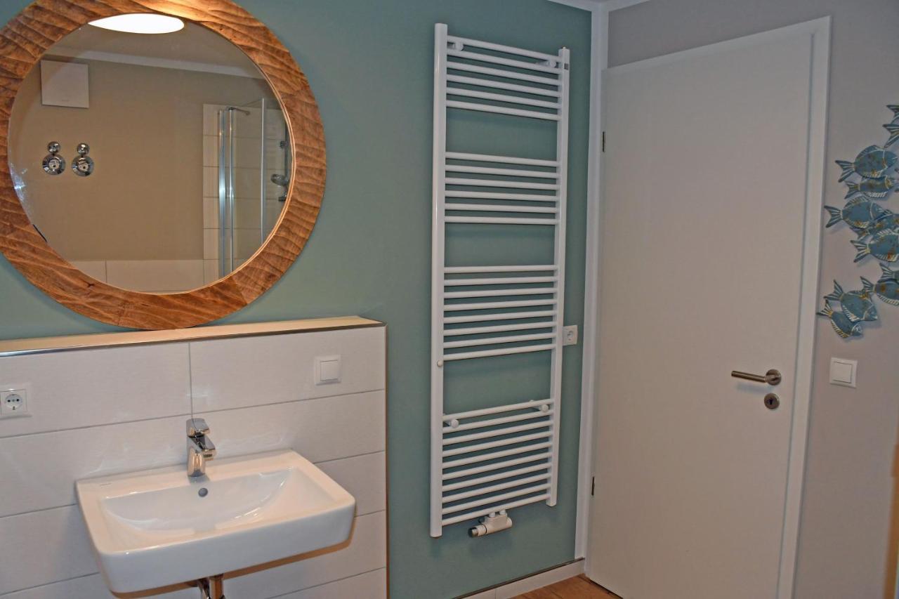 Schoene Ferienwohnungen Mit Kamin Im Ostseebad Sellin Εξωτερικό φωτογραφία